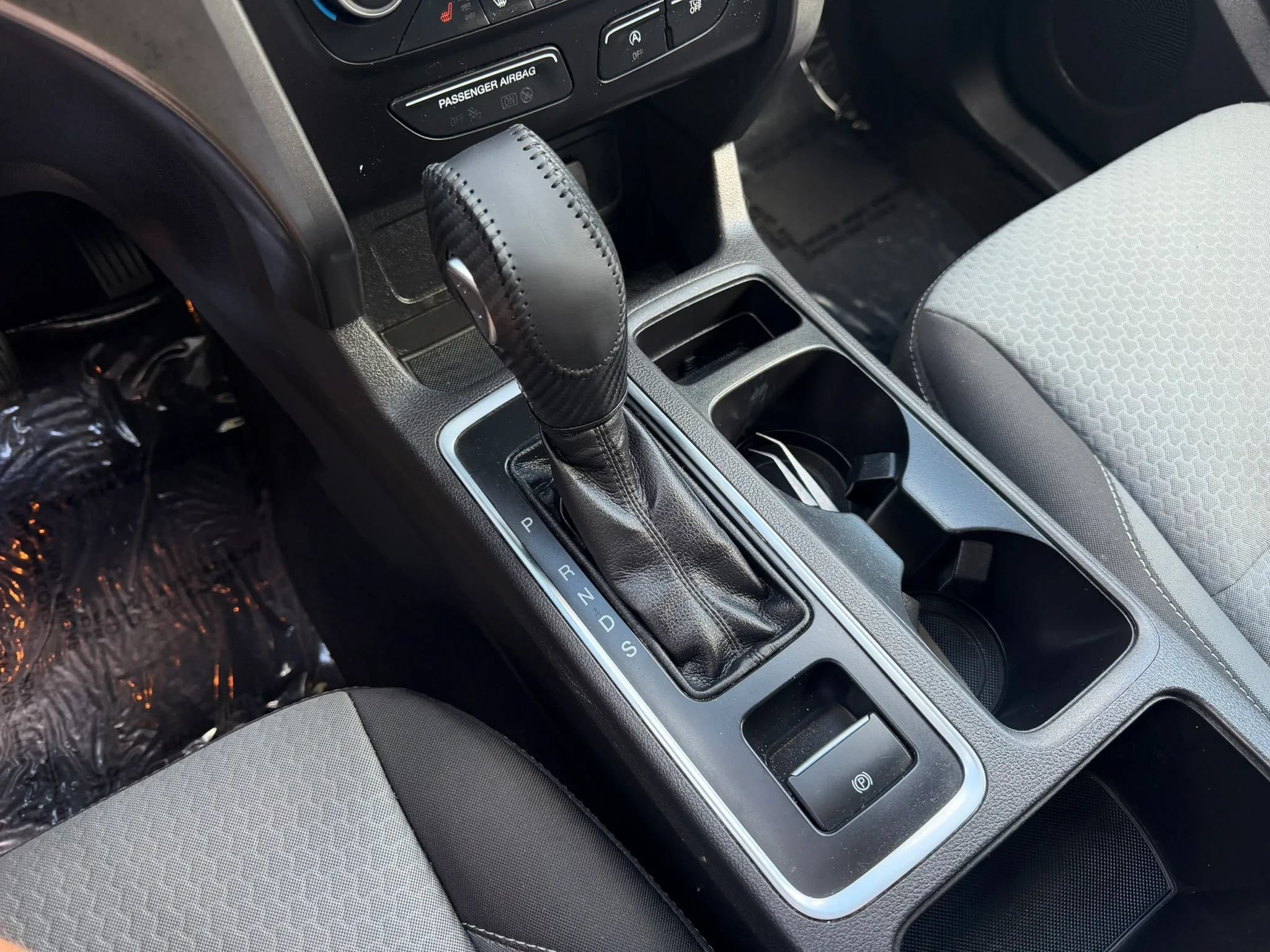 Used 2018 Ford Escape SE FWD image 26