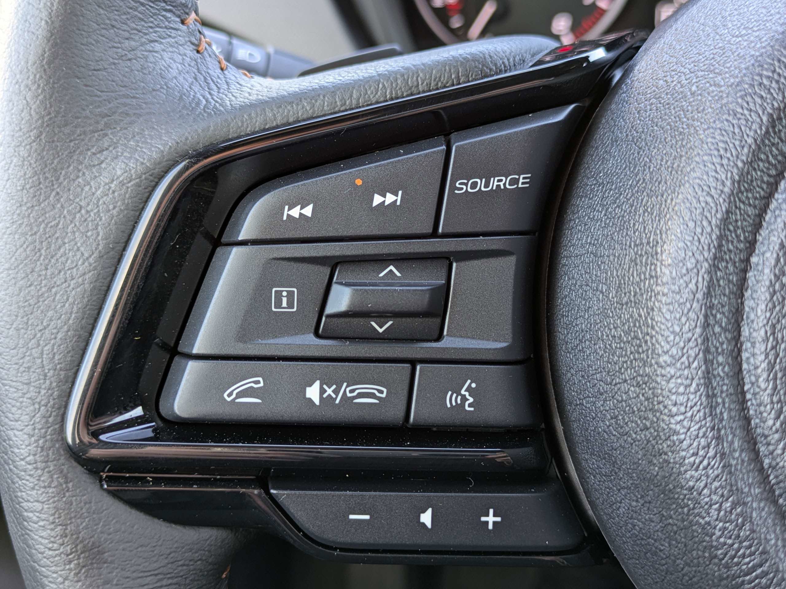 Certified 2025 Subaru Forester Touring w/ Protection Package image 27