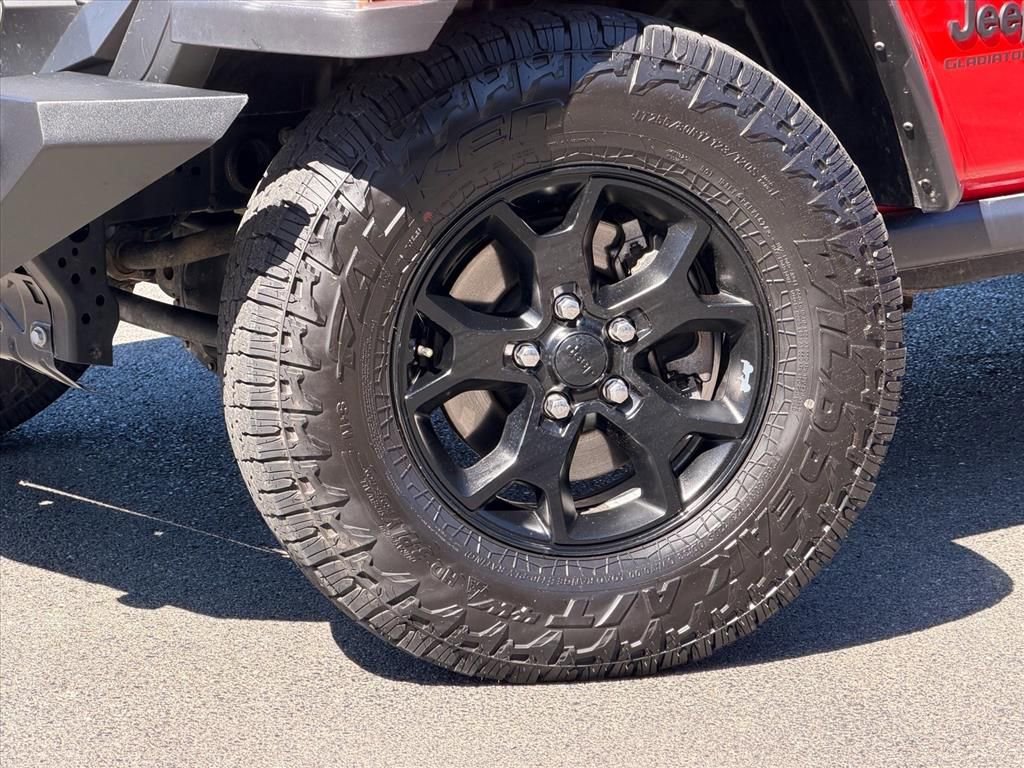 Used 2024 Jeep Gladiator Sport image 29