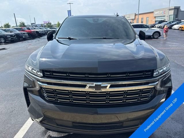 Used 2022 Chevrolet Tahoe RST w/ Luxury Package AWD/4WD image 3