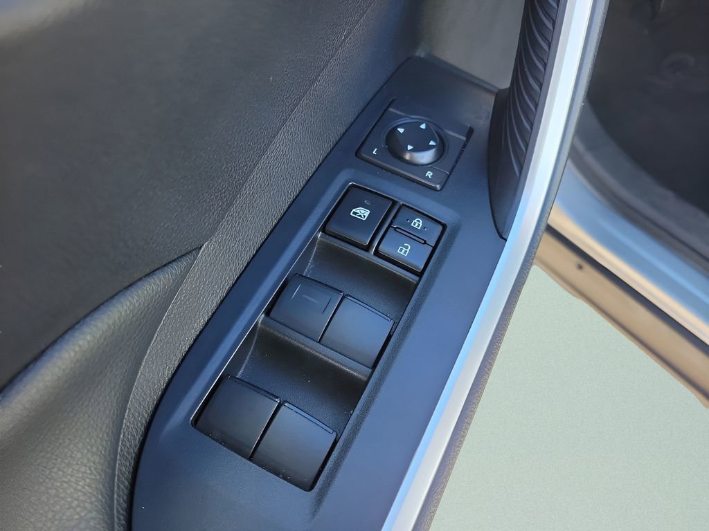 Used 2024 Toyota RAV4 LE FWD image 13