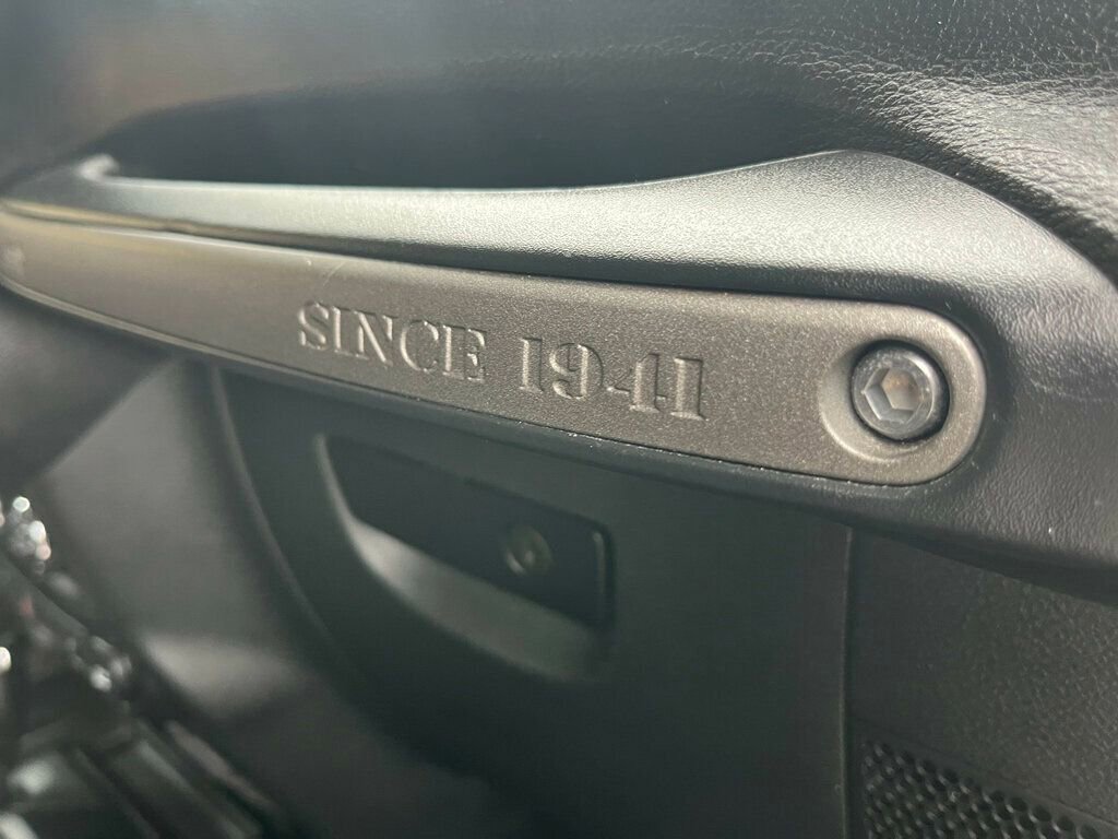 Used 2018 Jeep Wrangler Unlimited Sport S AWD/4WD image 45