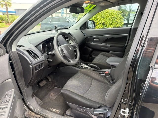 Used 2022 Mitsubishi Outlander Sport ES AWD/4WD image 8