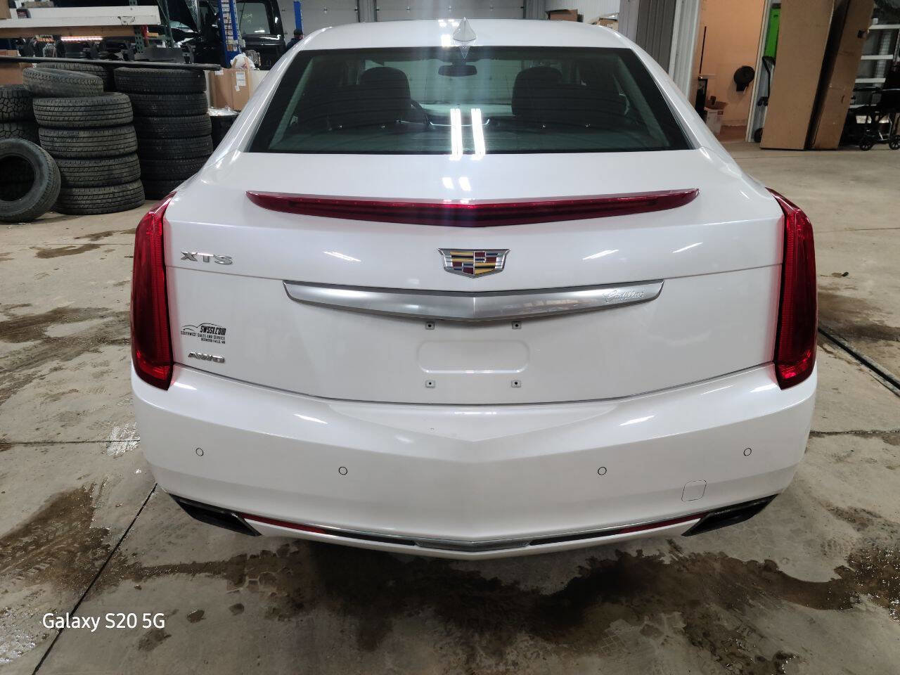 Used 2017 Cadillac XTS Luxury image 7