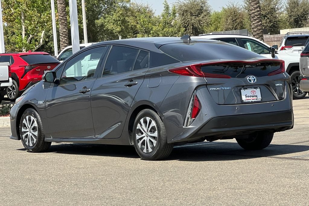 Certified 2021 Toyota Prius Prime Limited FWD image 7