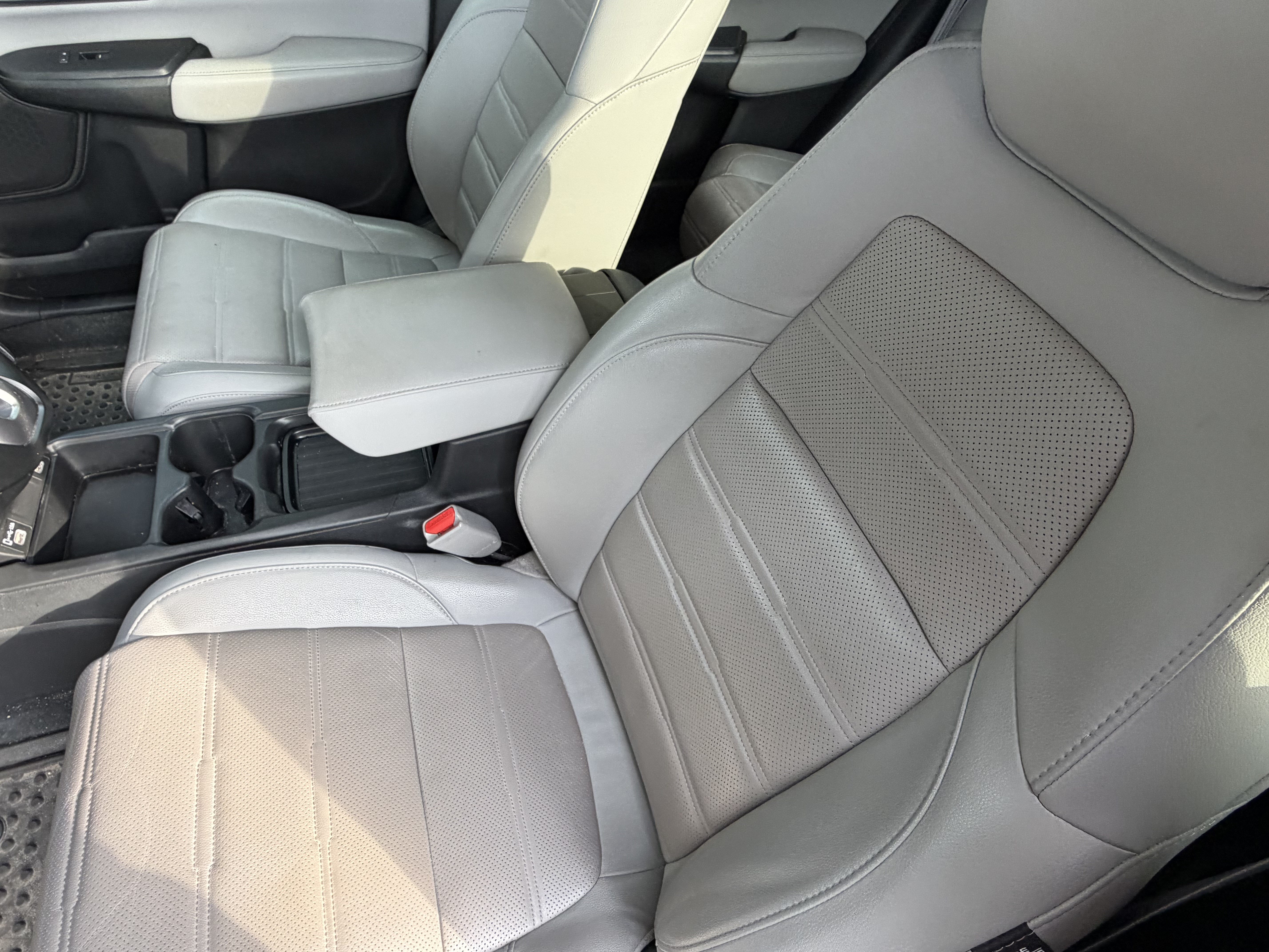Used 2020 Honda CR-V EX-L image 16