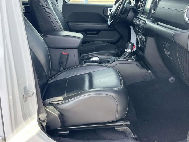 Used 2020 Jeep Wrangler Unlimited Sahara image 23
