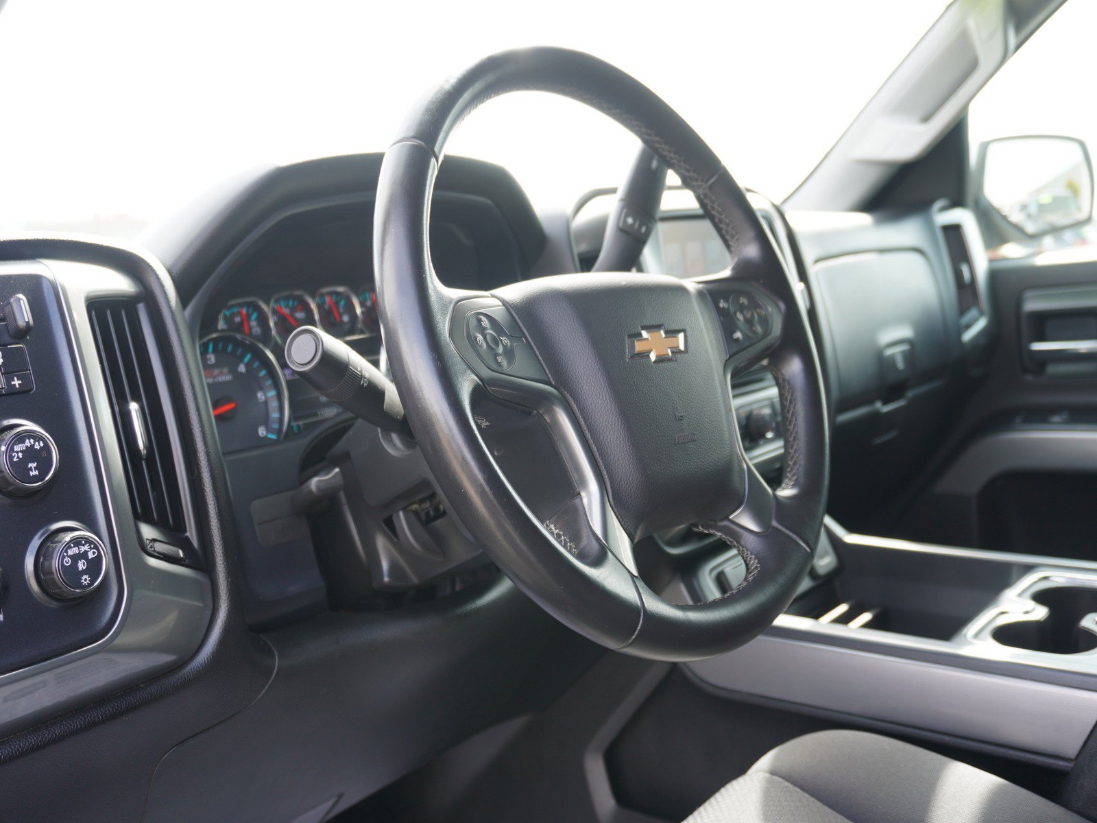 Used 2018 Chevrolet Silverado 1500 LT w/ All Star Edition AWD/4WD image 19
