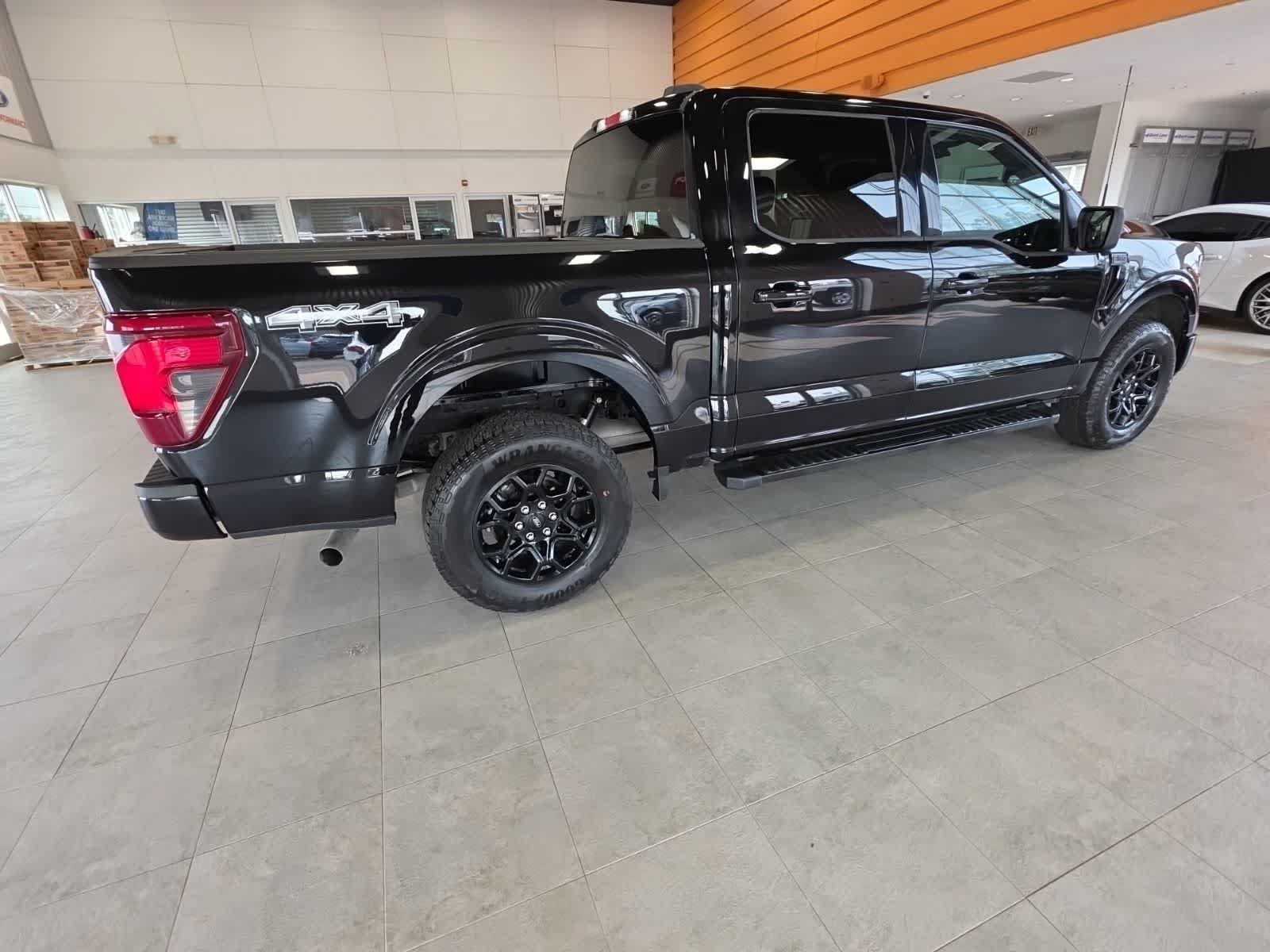 Used 2024 Ford F150 XLT w/ Bed Utility Package AWD/4WD image 7