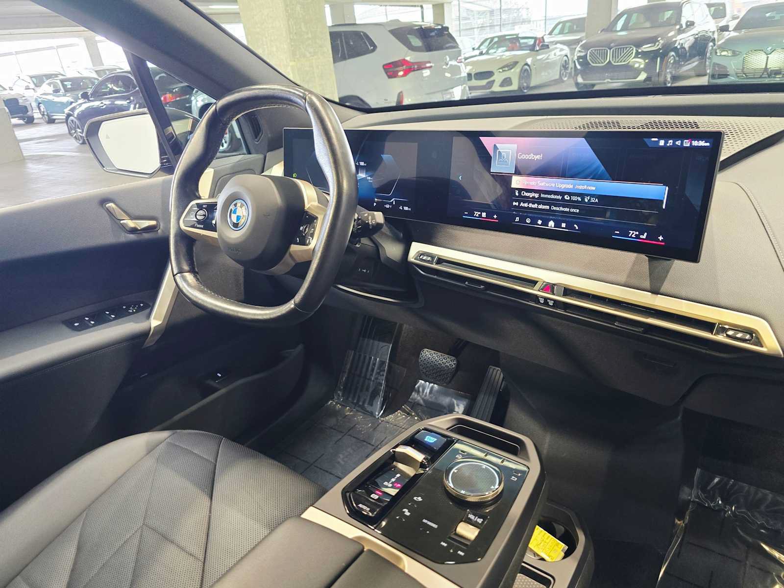 Used 2024 BMW iX xDrive50 w/ Sport Package AWD/4WD image 28