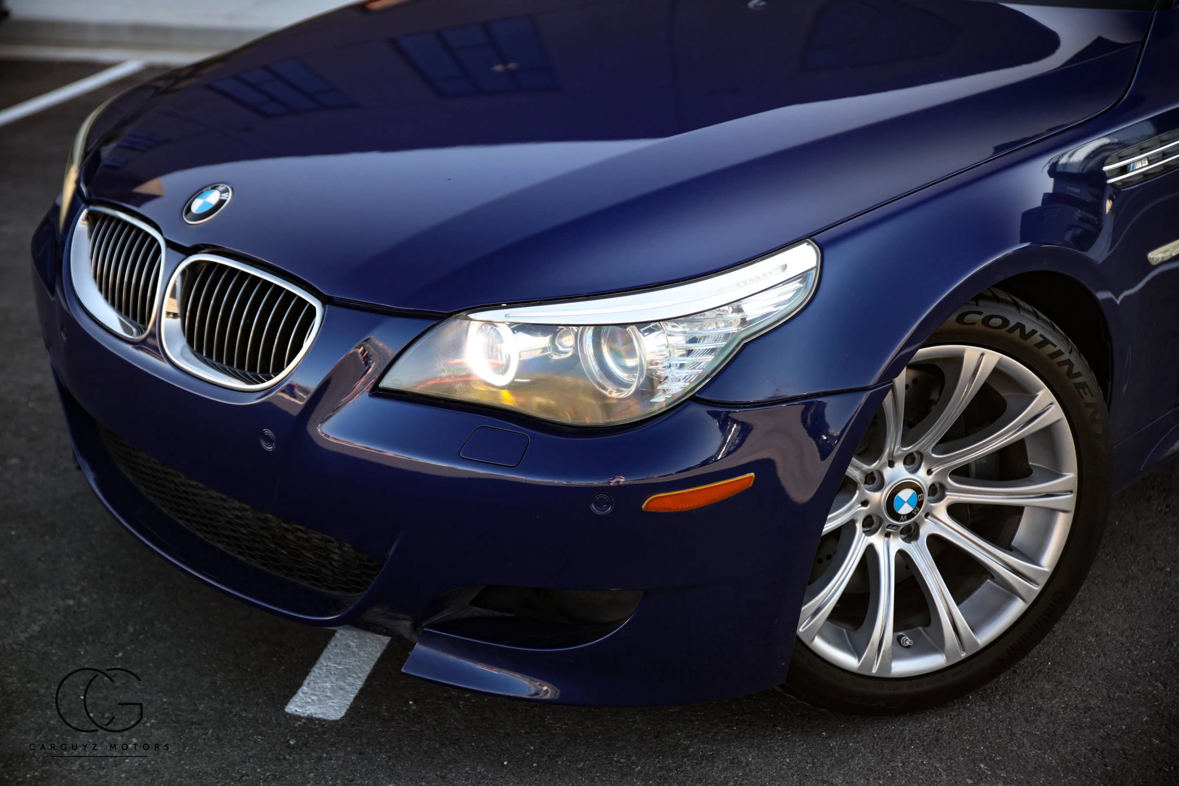 Used 2010 BMW M5 RWD image 5