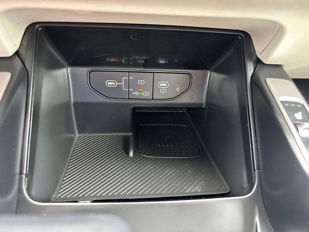 Used 2025 Kia Sorento S w/ Panoramic Sunroof Package image 23