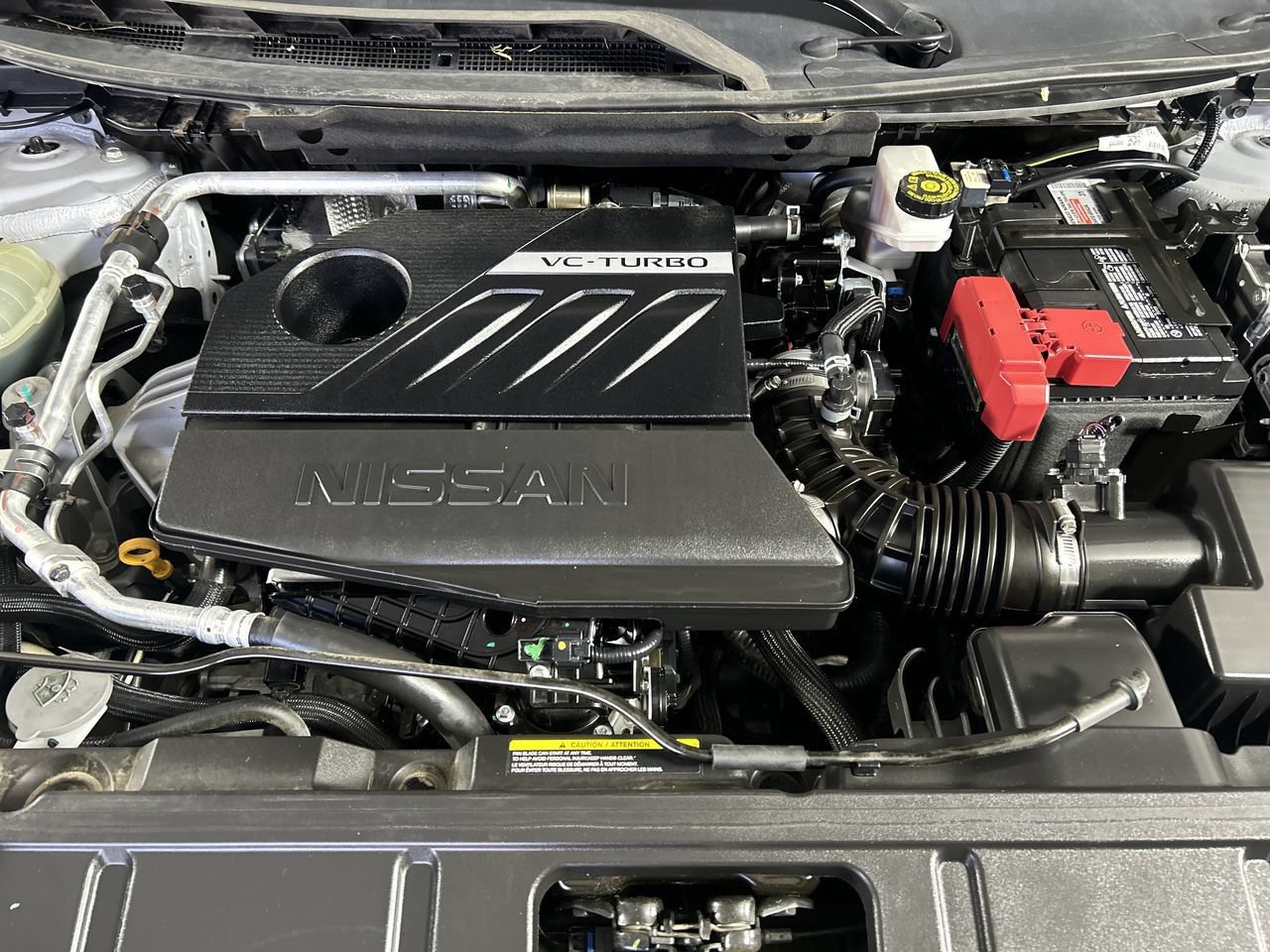 Used 2025 Nissan Rogue SV FWD image 11