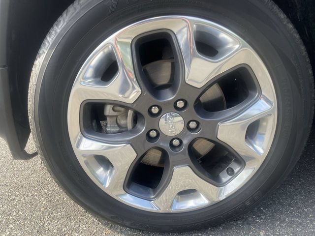 Used 2019 Jeep Compass Limited AWD/4WD image 10