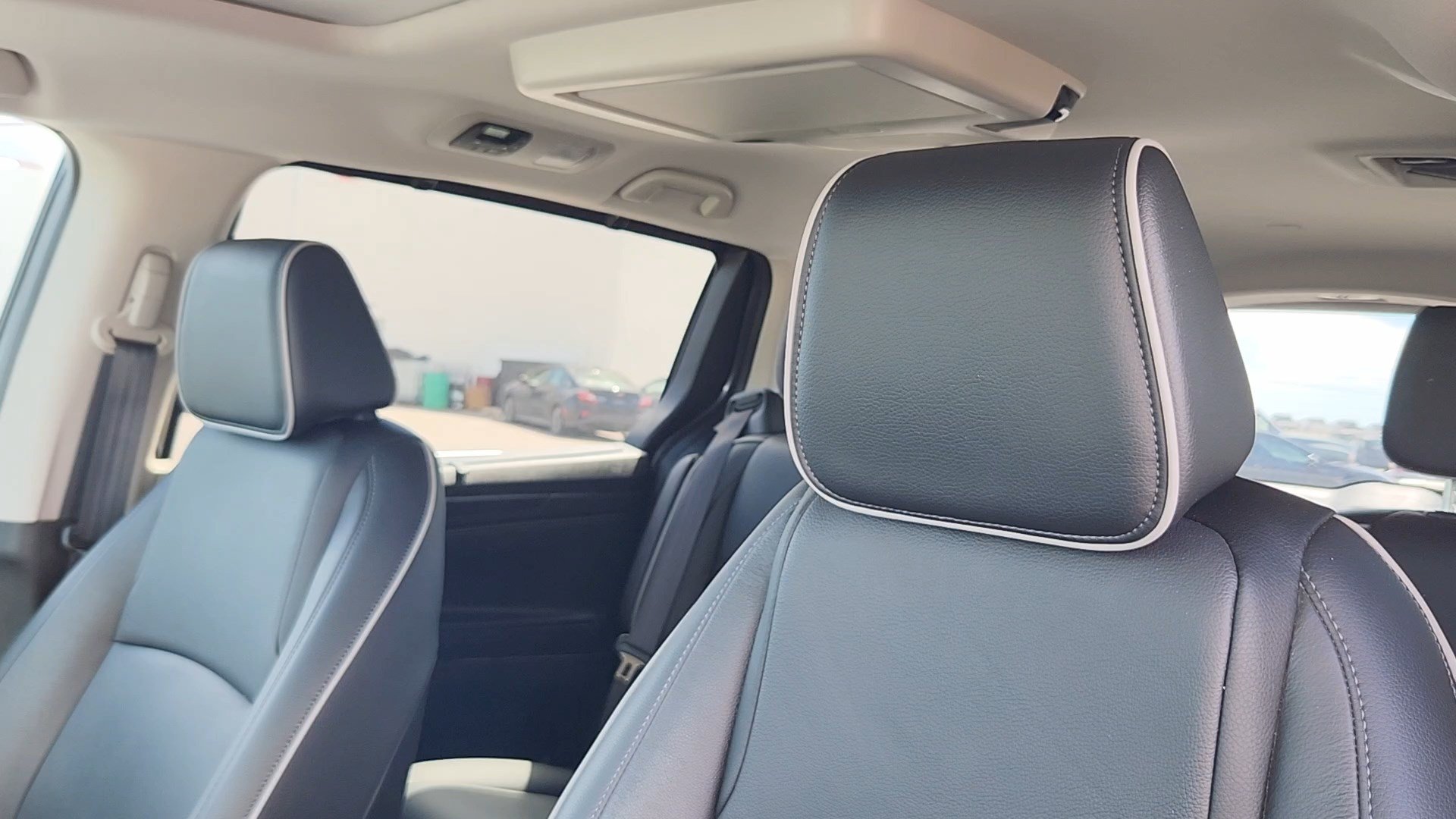 Used 2025 Honda Odyssey Touring image 10