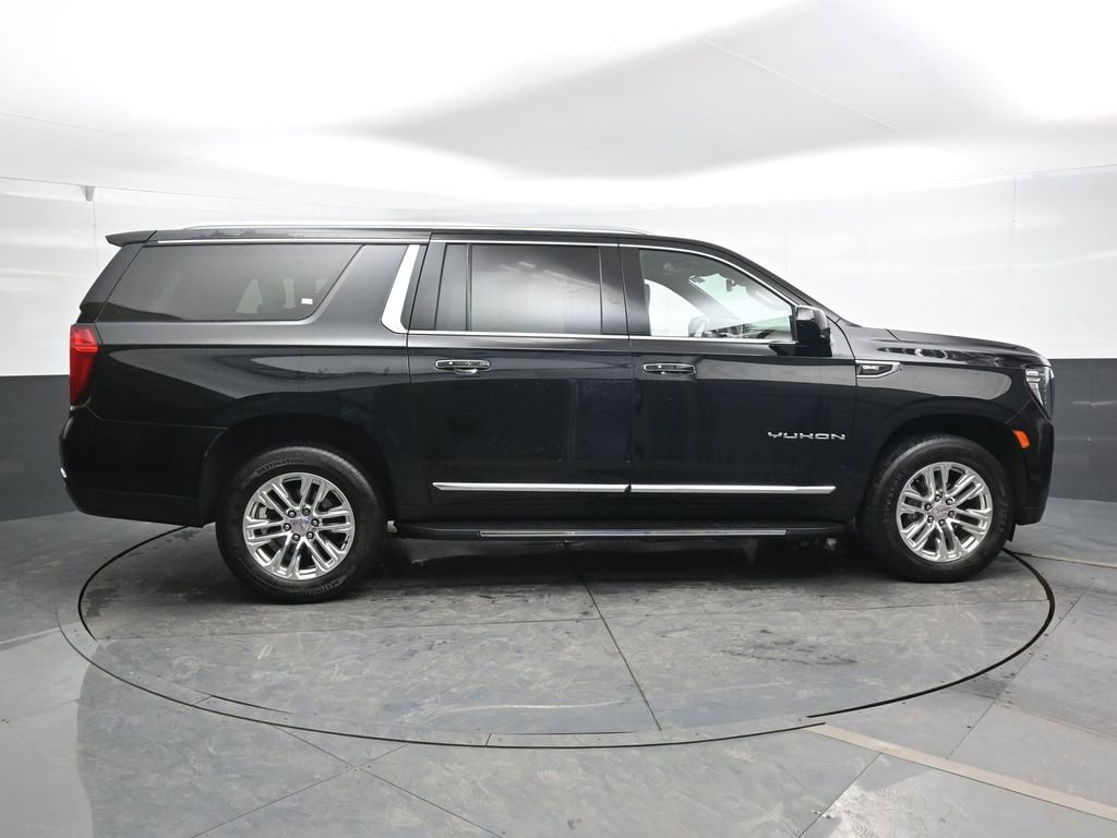 Used 2023 GMC Yukon XL SLT image 4