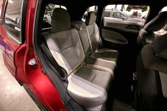 Used 2025 Subaru Forester Premium image 27