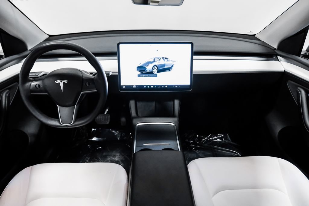 Used 2023 Tesla Model Y Long Range AWD/4WD image 16