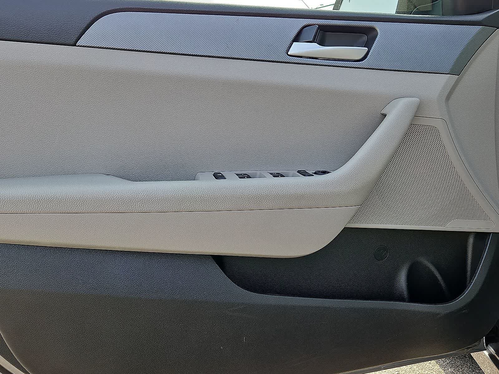 Used 2018 Hyundai Sonata ECO FWD image 25