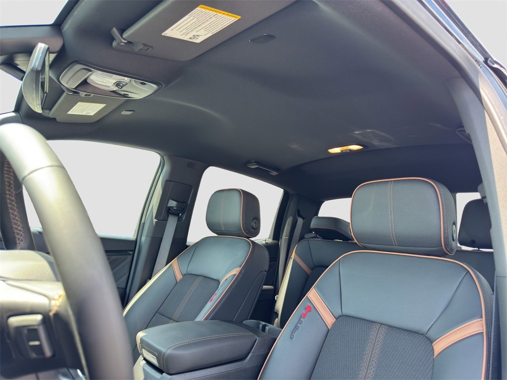 New 2026 GMC Canyon AT4 image 27