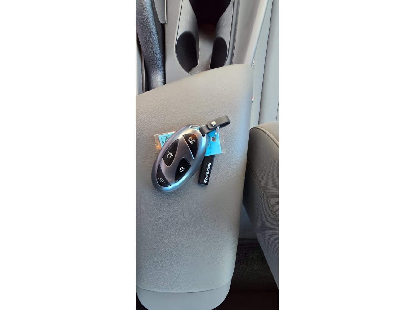 Used 2026 Hyundai Elantra Sport FWD image 11
