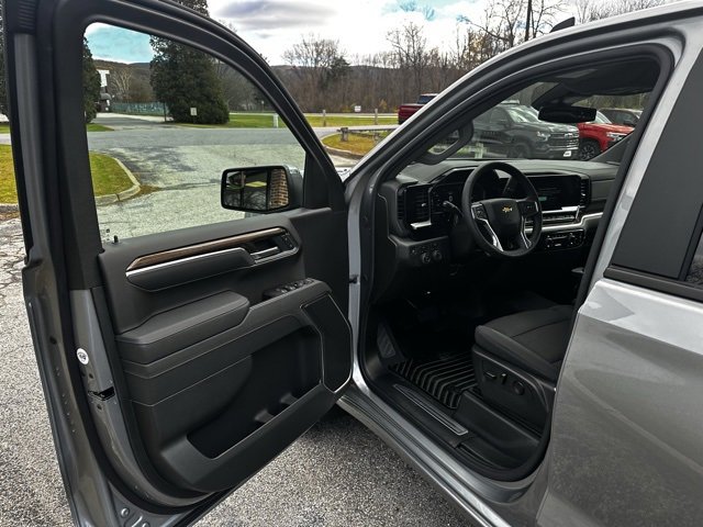 New 2026 Chevrolet Silverado 1500 LT image 16