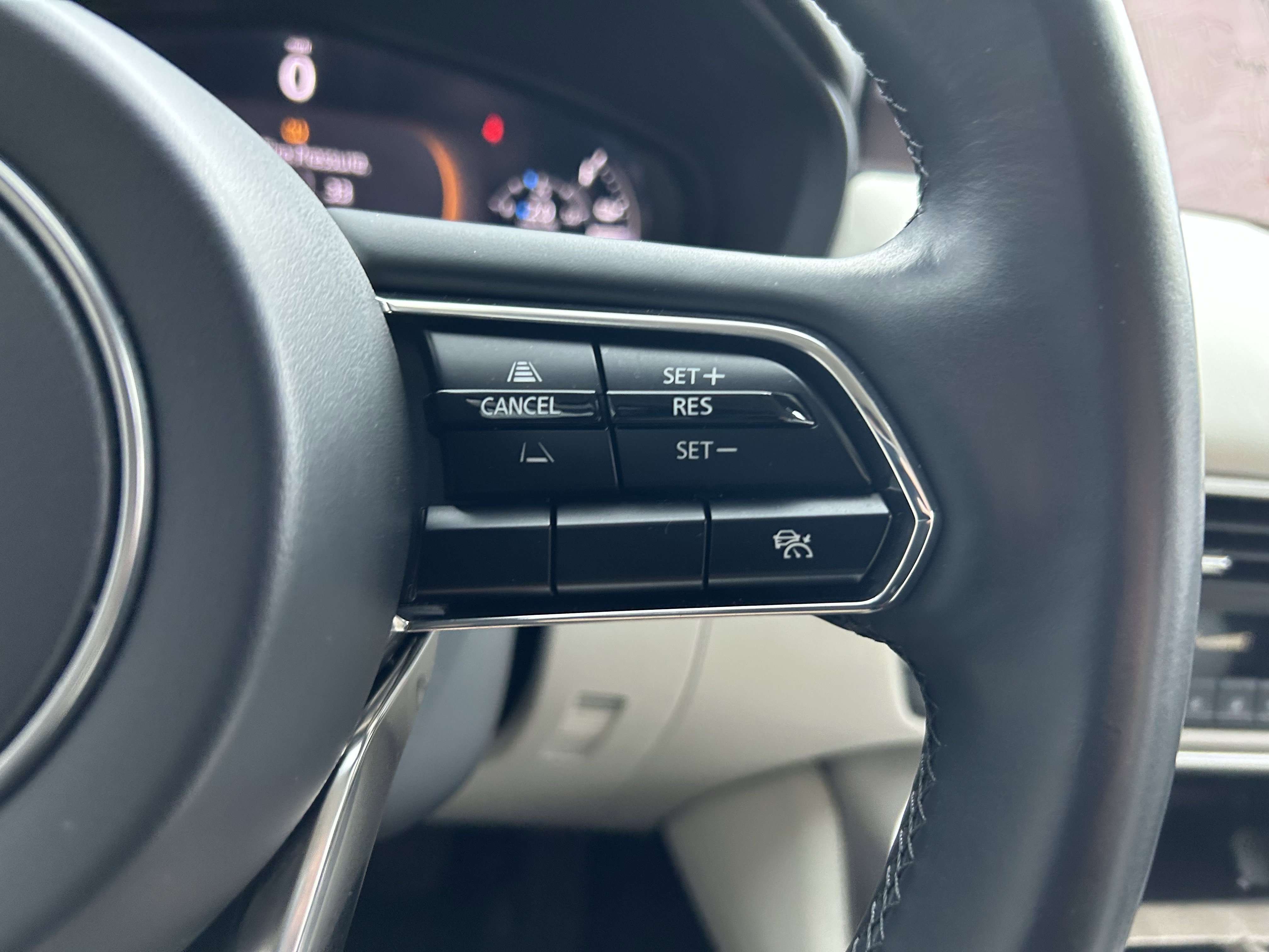 Certified 2024 MAZDA CX-90 Plug-In Hybrid w/ Premium Plus image 18