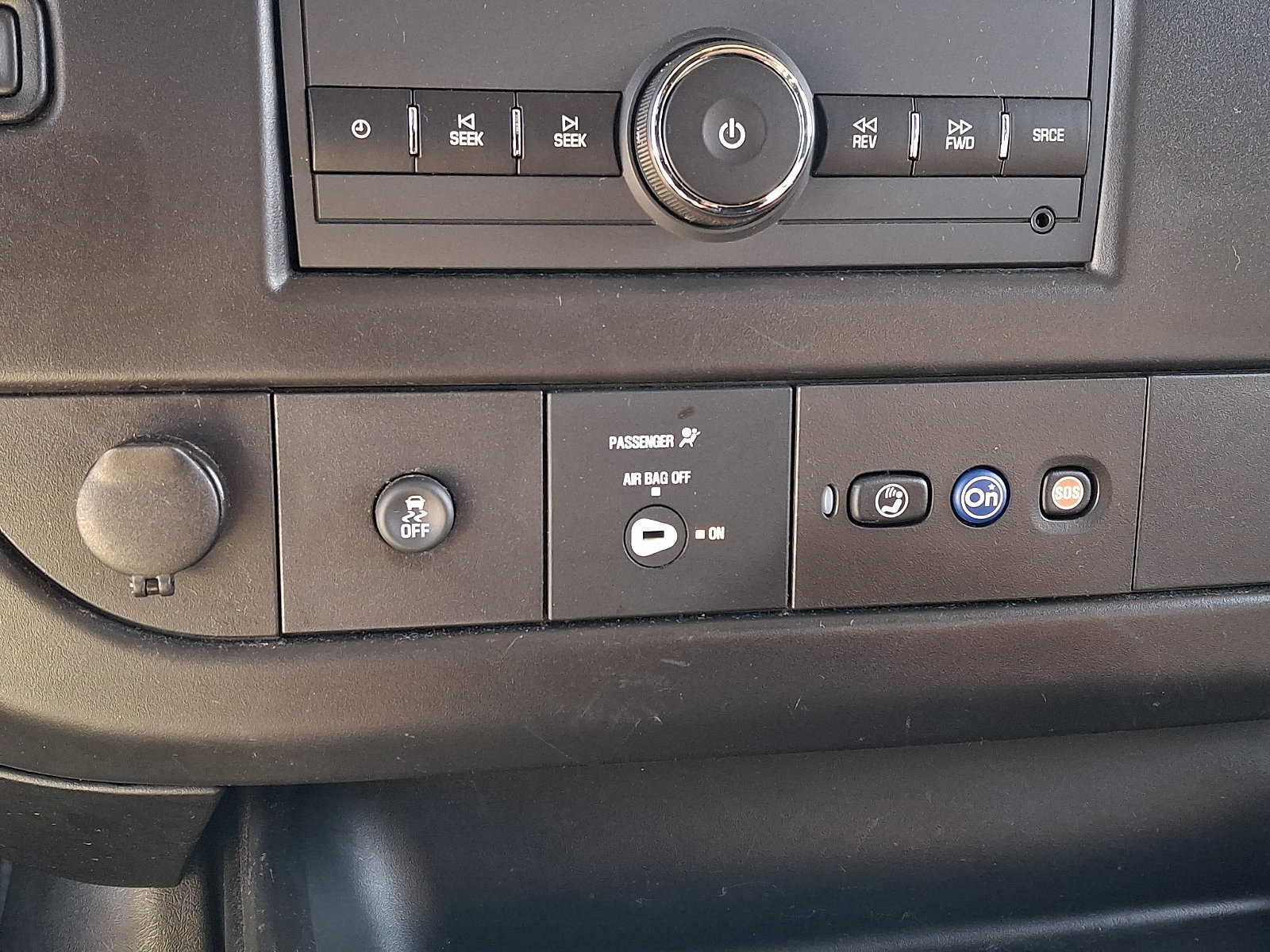 Certified 2025 GMC Savana 2500 w/ Driver Convenience Package RWD image 15