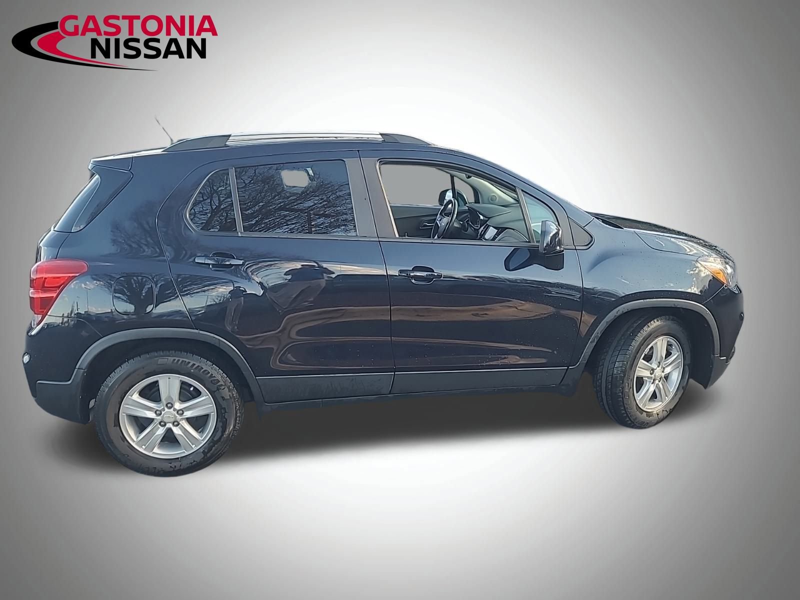 Used 2021 Chevrolet Trax LT w/ Driver Confidence Package image 13