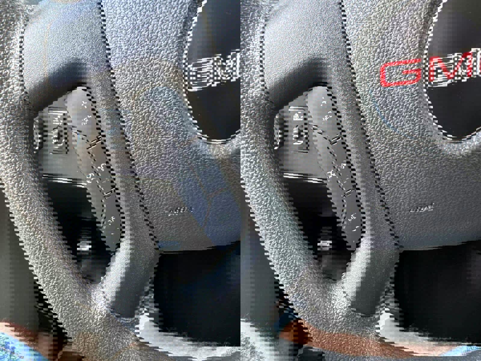 Used 2024 GMC Savana 2500 w/ Driver Convenience Package image 13