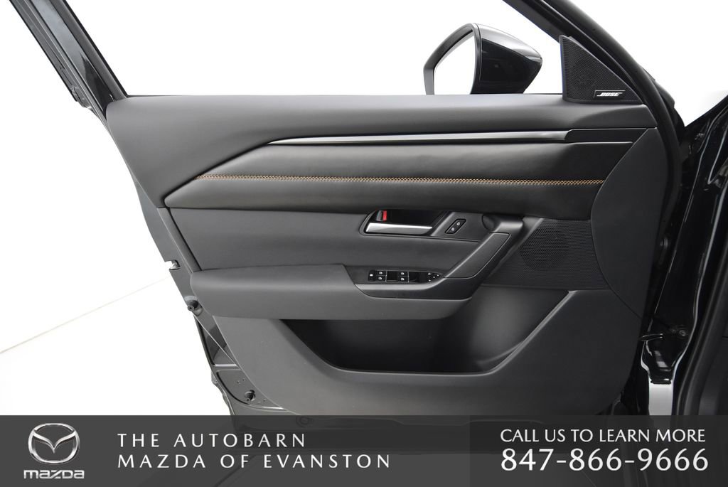 Certified 2025 MAZDA CX-50 AWD 2.5 Hybrid w/ Premium Pkg image 27