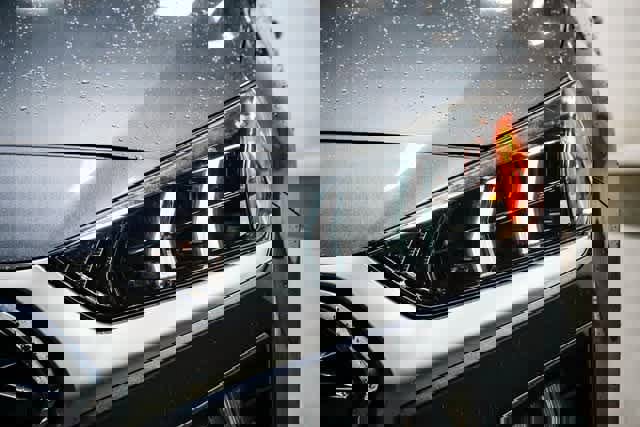 Used 2020 Hyundai Ioniq SEL image 7