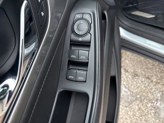 Certified 2023 Chevrolet Traverse LT image 14