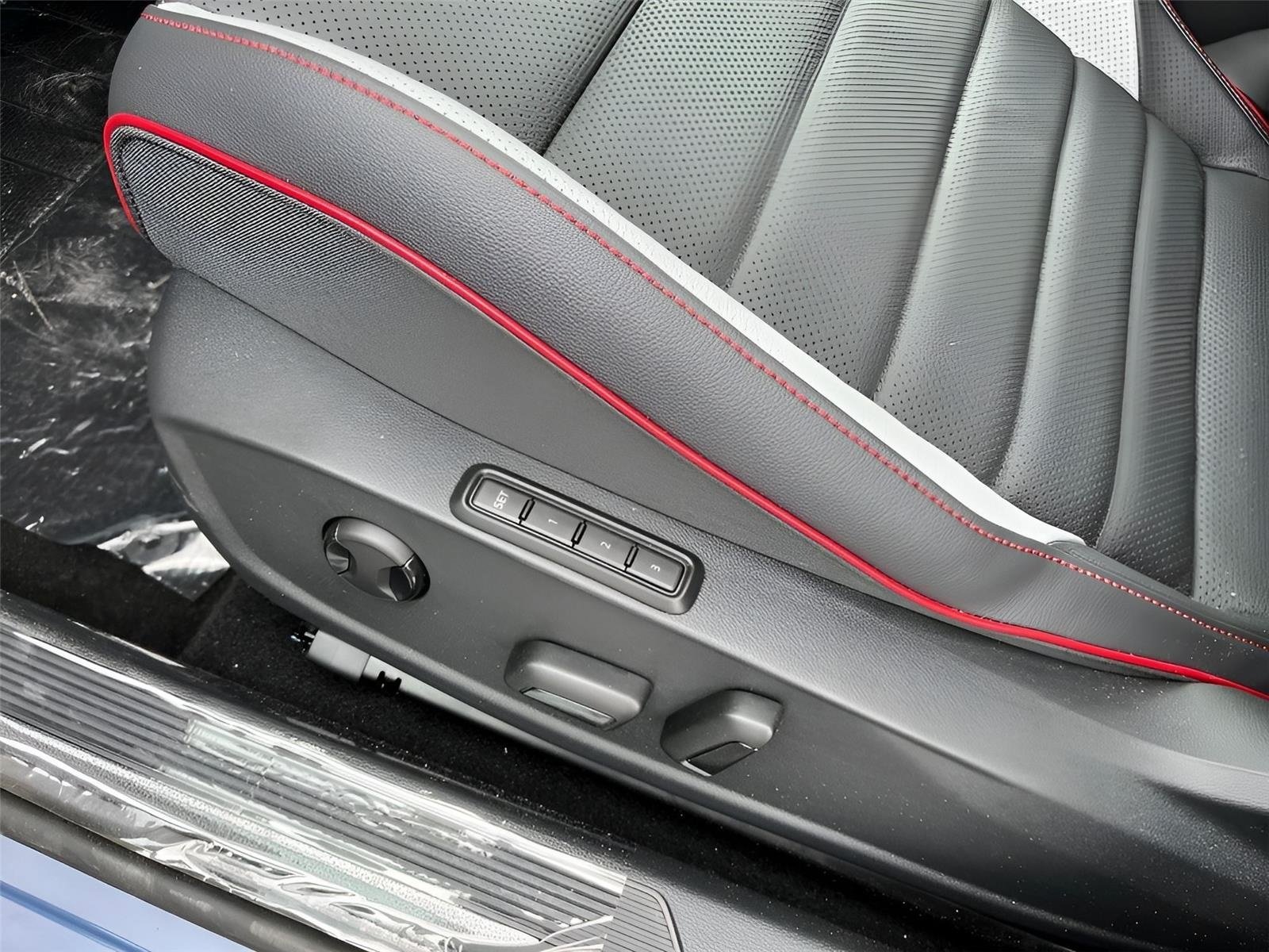 New 2025 Volkswagen GTI Autobahn FWD image 11