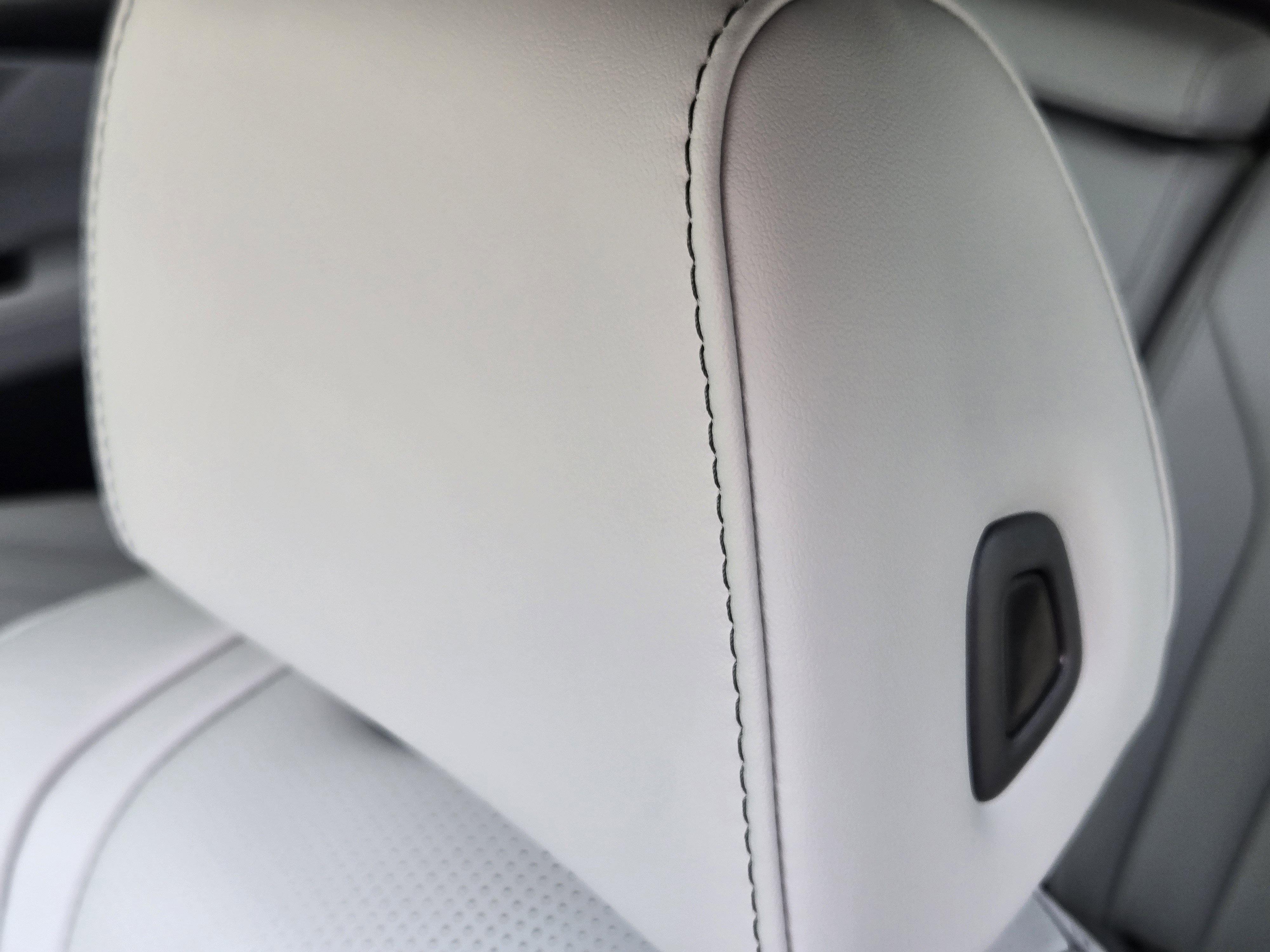 Certified 2026 Acura MDX FWD w/ Technology Package image 15