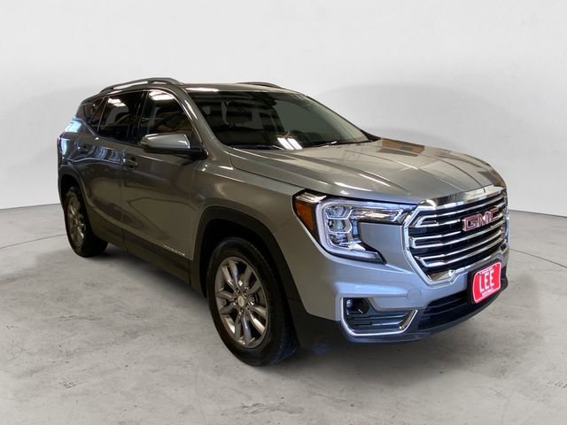 Used 2024 GMC Terrain SLT image 8