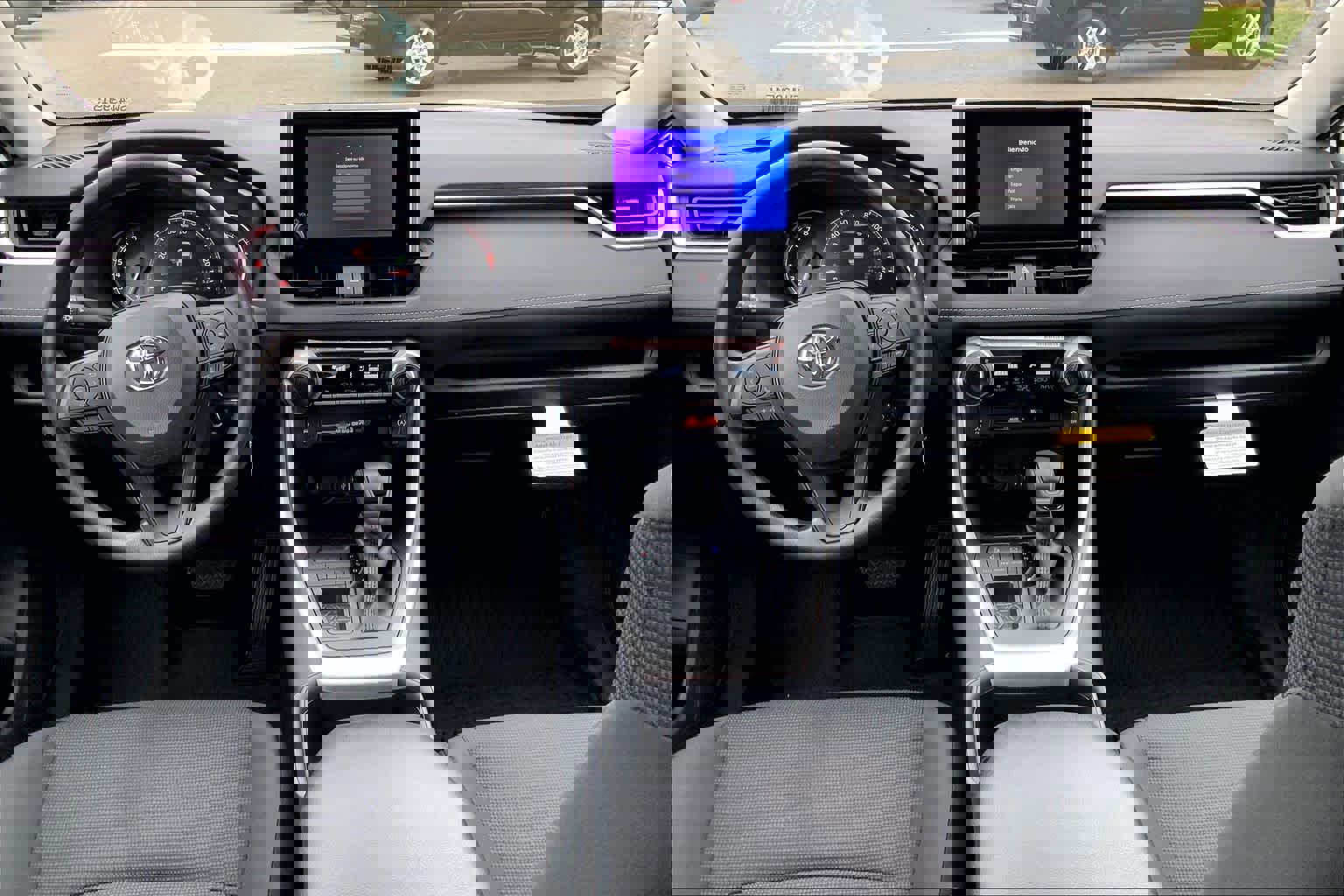 New 2025 Toyota RAV4 LE image 5