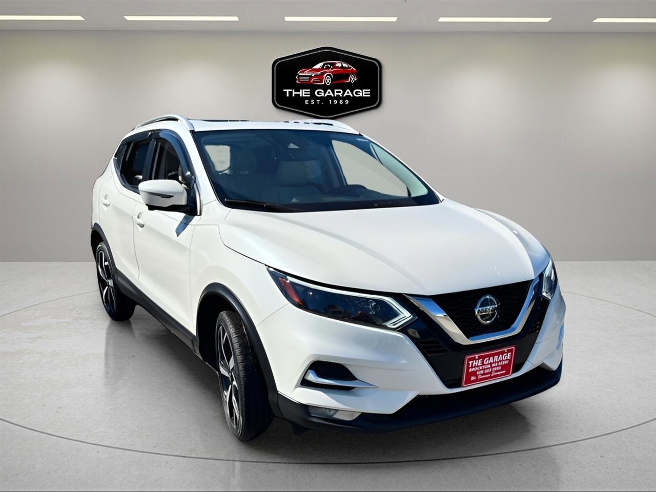 Used 2022 Nissan Rogue Sport SL w/ Premium Package image 8