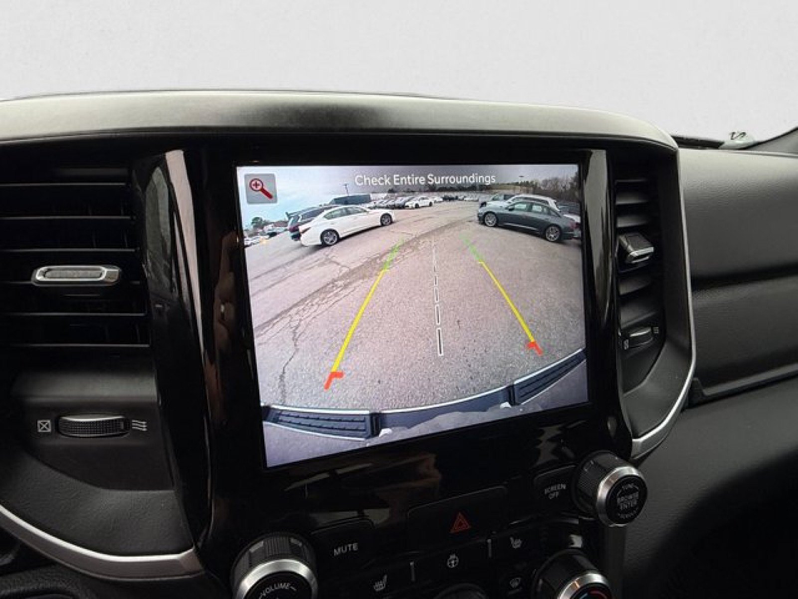 Used 2022 RAM 1500 Big Horn AWD/4WD image 16