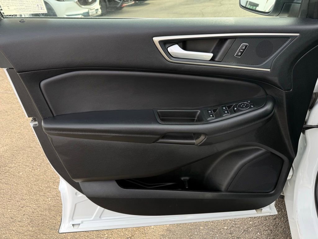 Used 2024 Ford Edge SEL image 19
