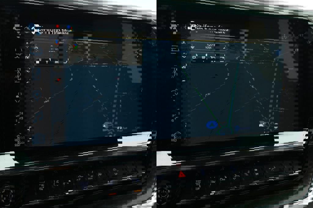 Used 2025 Chevrolet Silverado 3500 LTZ w/ LTZ Premium Package image 18