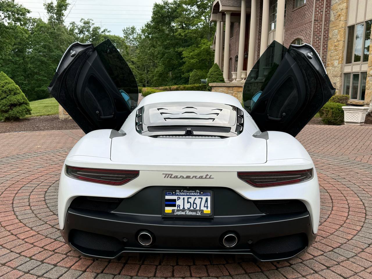 Used 2022 Maserati MC20 Coupe RWD image 8