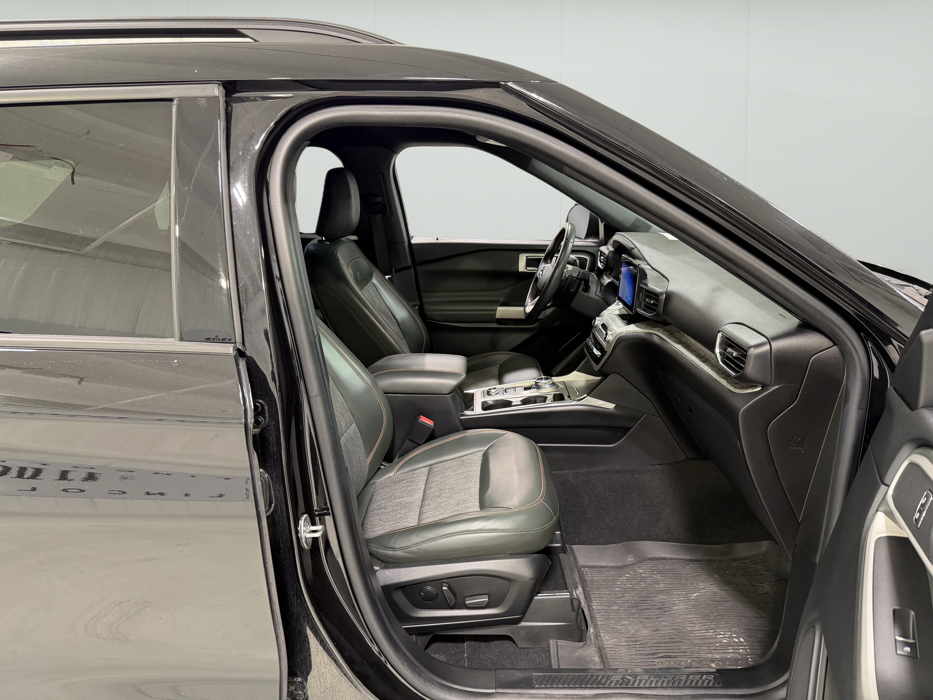 Used 2021 Ford Explorer Timberline AWD/4WD image 13