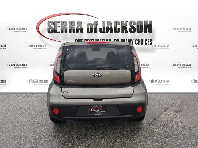 Used 2018 Kia Soul FWD image 7