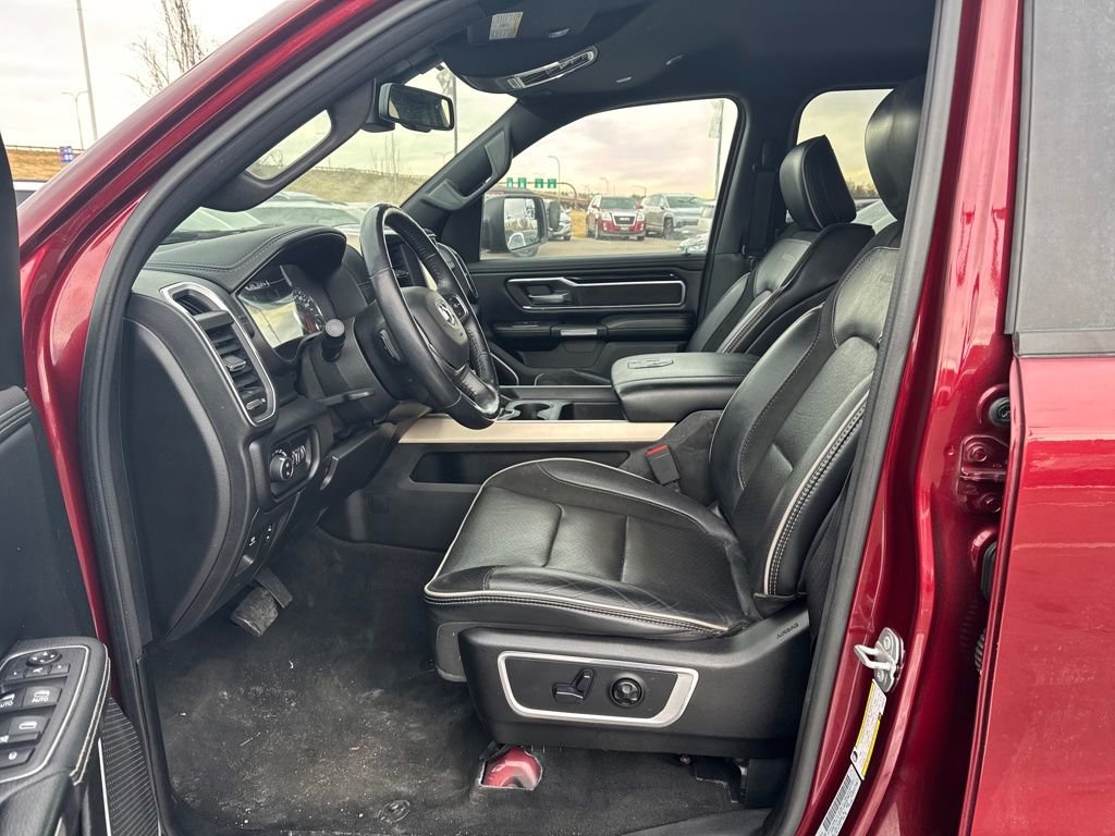 Used 2019 RAM 1500 Laramie w/ Sport Appearance Package image 17