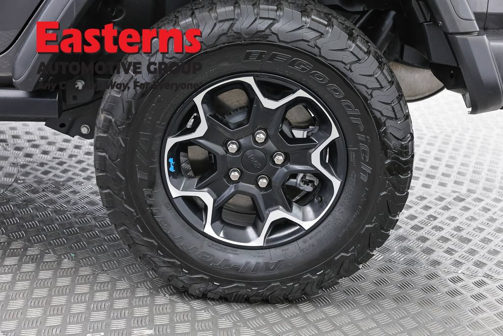 Used 2023 Jeep Wrangler Unlimited Rubicon 4xe w/ Cold Weather Group AWD/4WD image 35