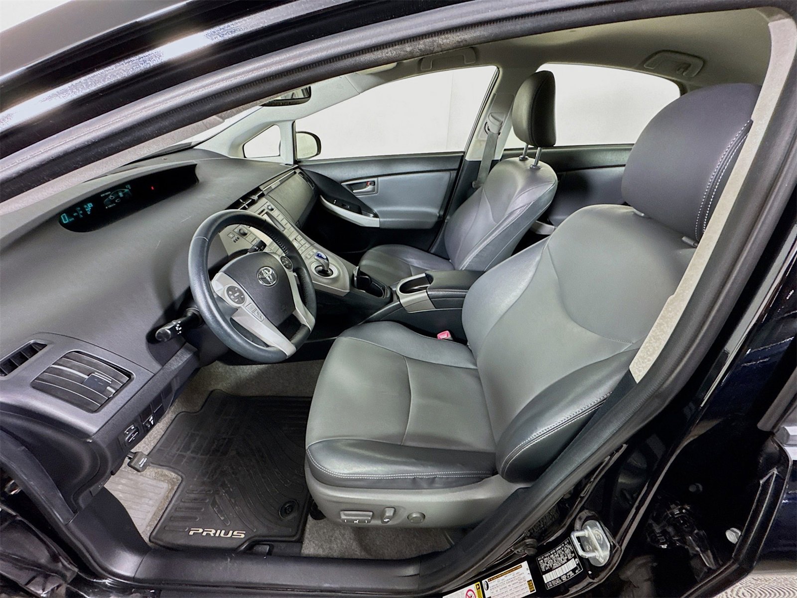 Used 2012 Toyota Prius Four image 16