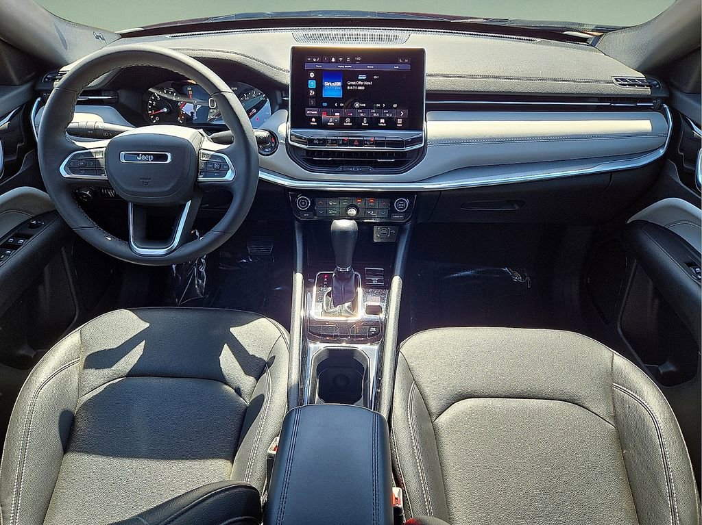 Used 2025 Jeep Compass Limited AWD/4WD image 18