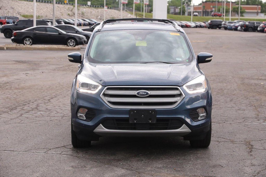Used 2018 Ford Escape Titanium w/ Ford Safe & Smart Package AWD/4WD image 4