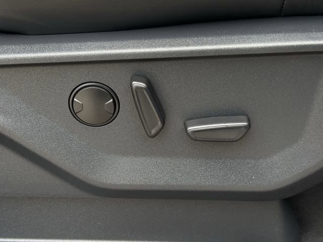 Used 2025 Ford Expedition Max Platinum image 33